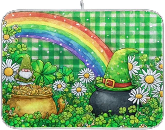 daisies a leprechaun hat clover