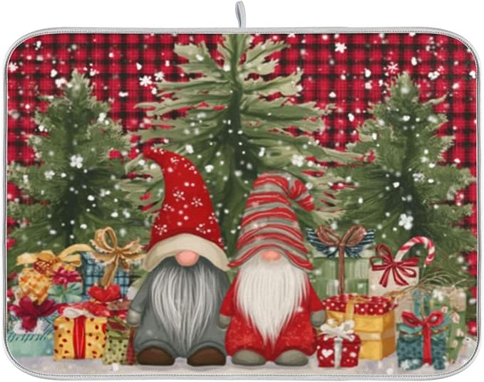 two gnomes Christmas tree