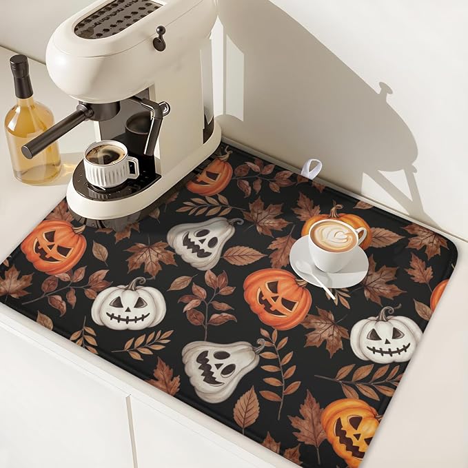 Halloween-maple leaf