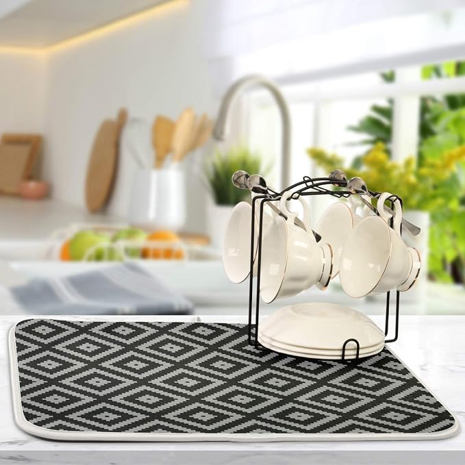 Black Moroccan Rhombus Plaid