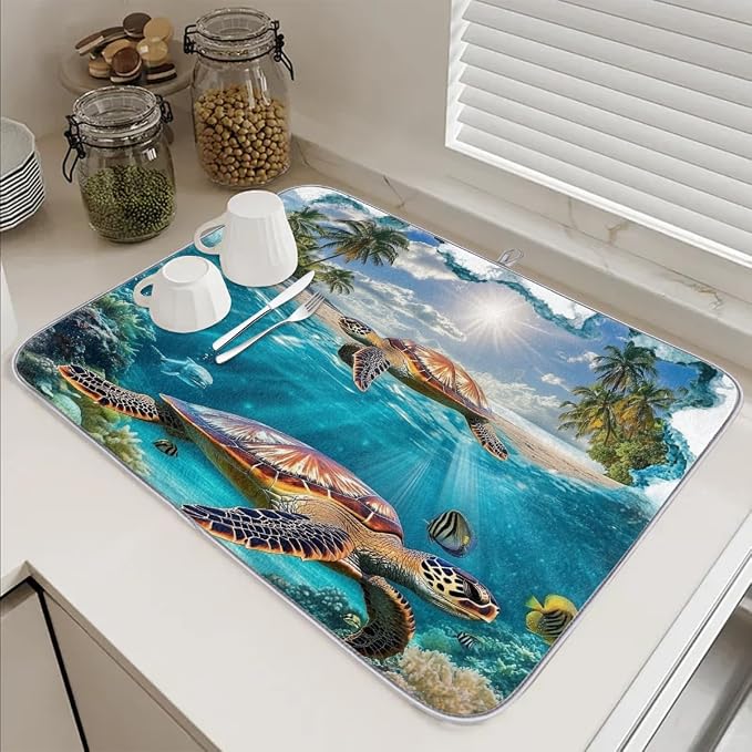 Ocean Turtles Swimming