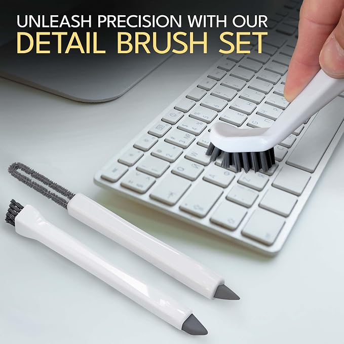Small Cleaning Brush Set