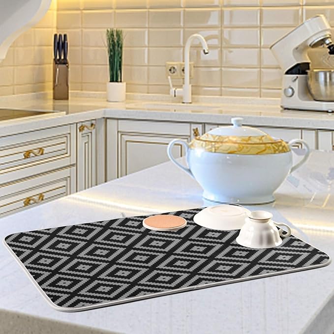 Black Moroccan Rhombus Plaid