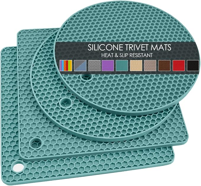 01 Dark Green