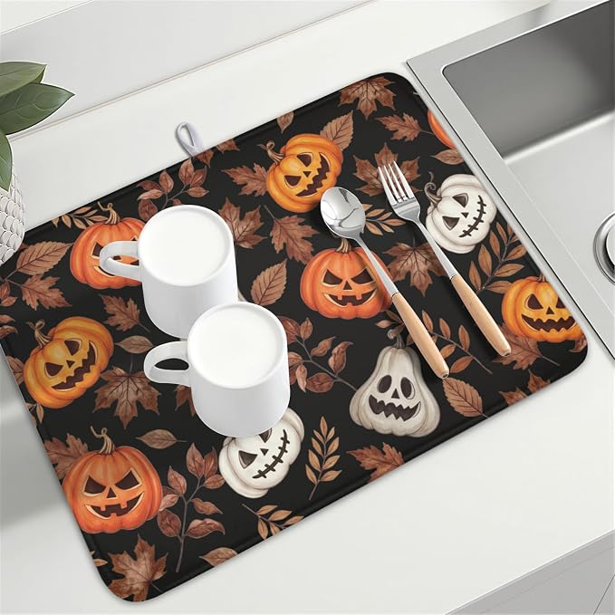 Halloween-maple leaf